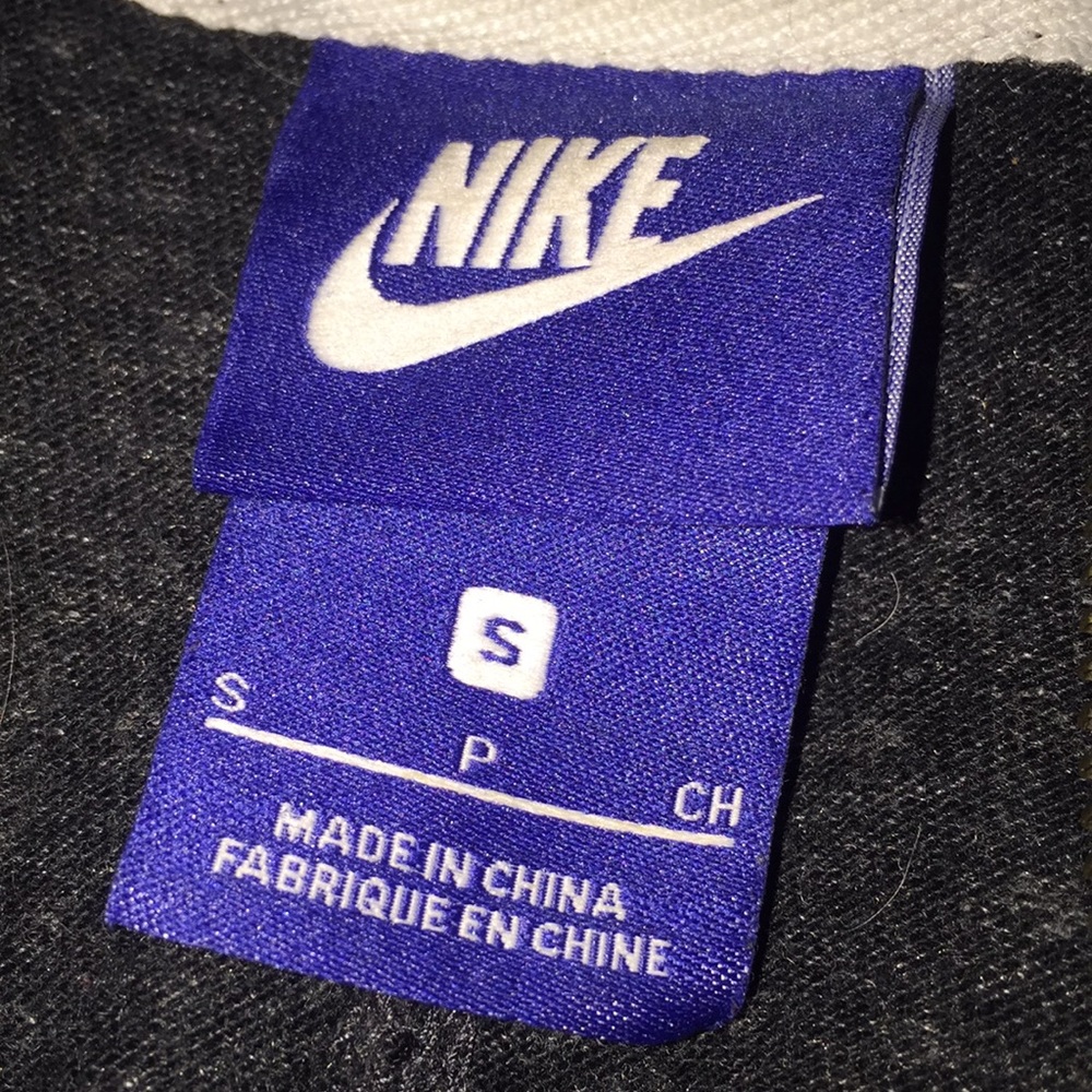 Nike jacket - Picture 3 of 3